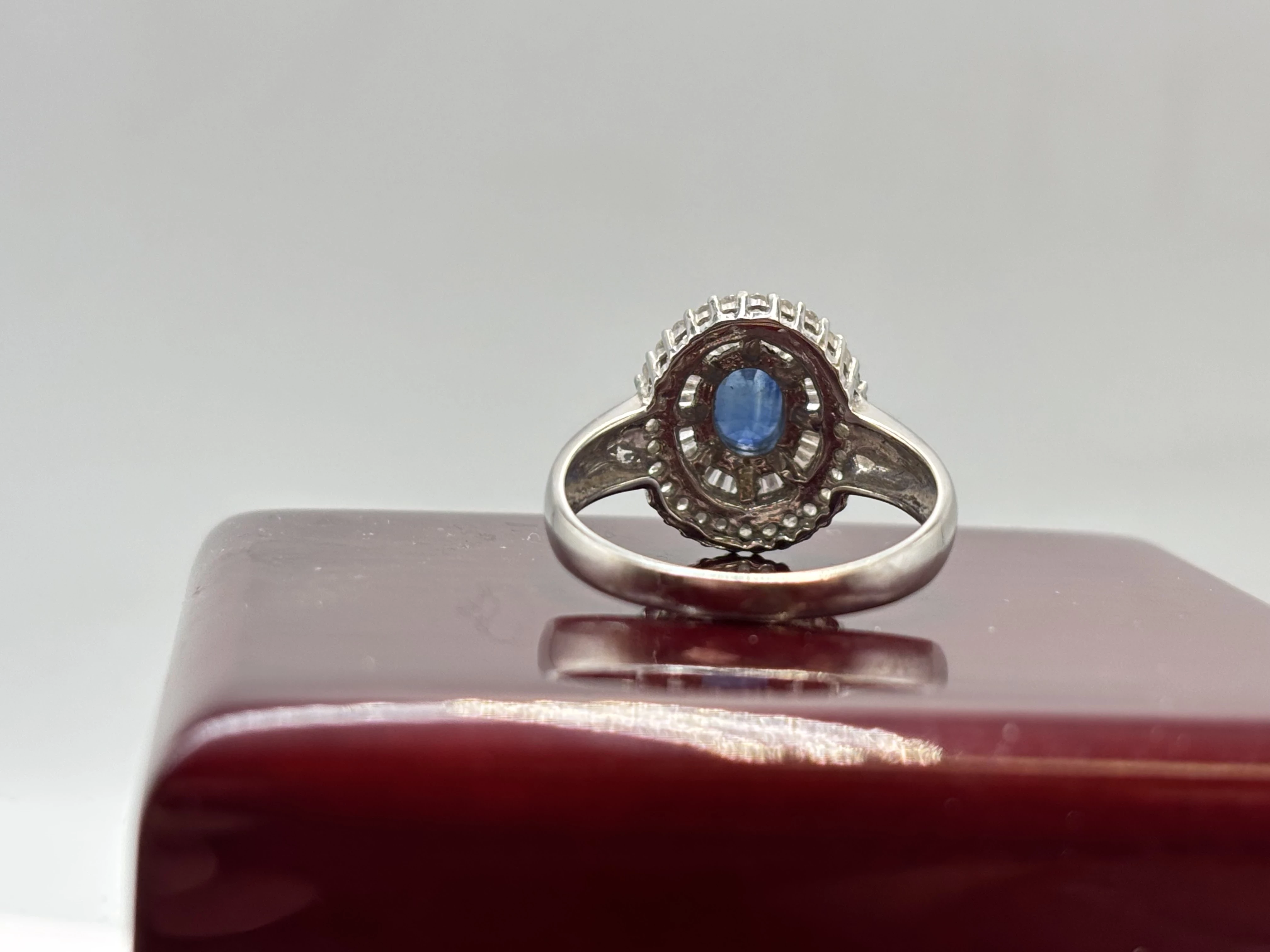 zloty-pierscionek-diamenty-szafir-18k-750-marka-248811-958954