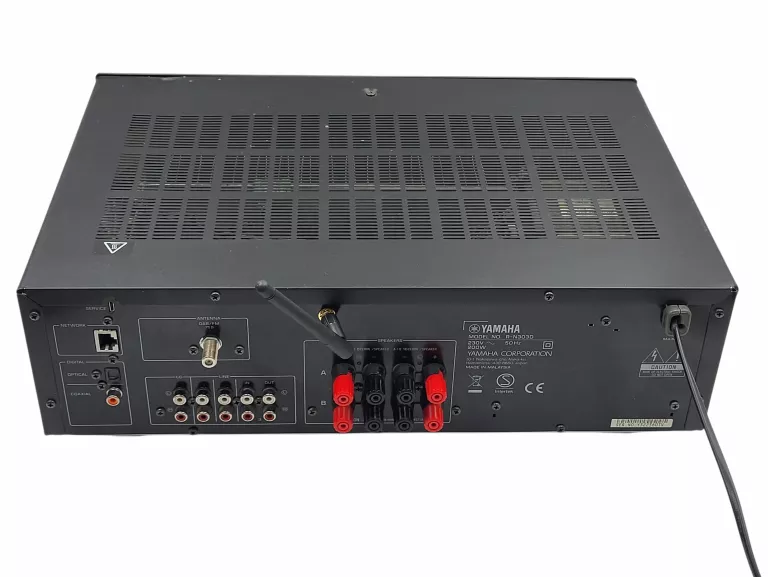 amplituner-yamaha-musiccast-r-n303d-280w-airplay-bluetooth-wifi-dab-kod-producenta-r-n303d