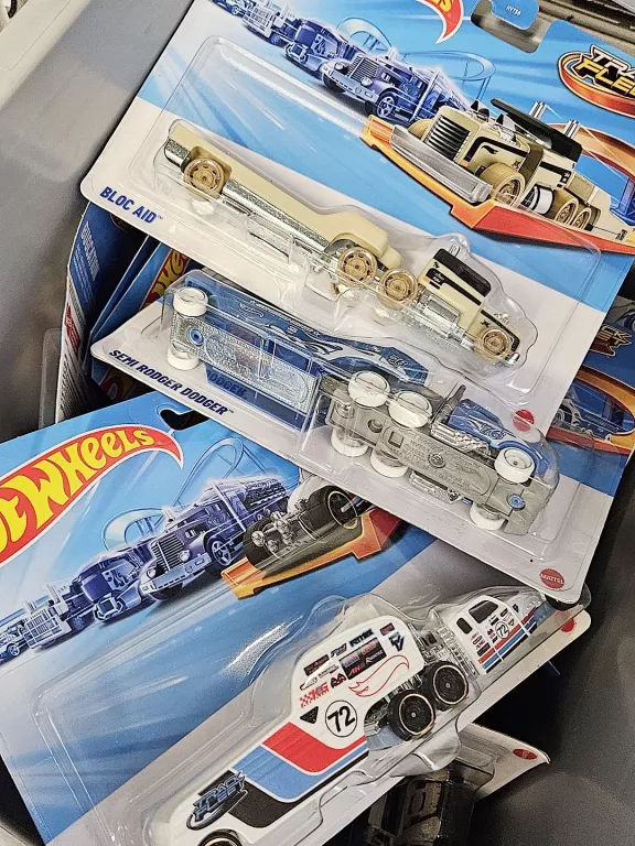 autko-hot-wheels-ciezarowka-rodzaj-pojazdu-250388-1890616