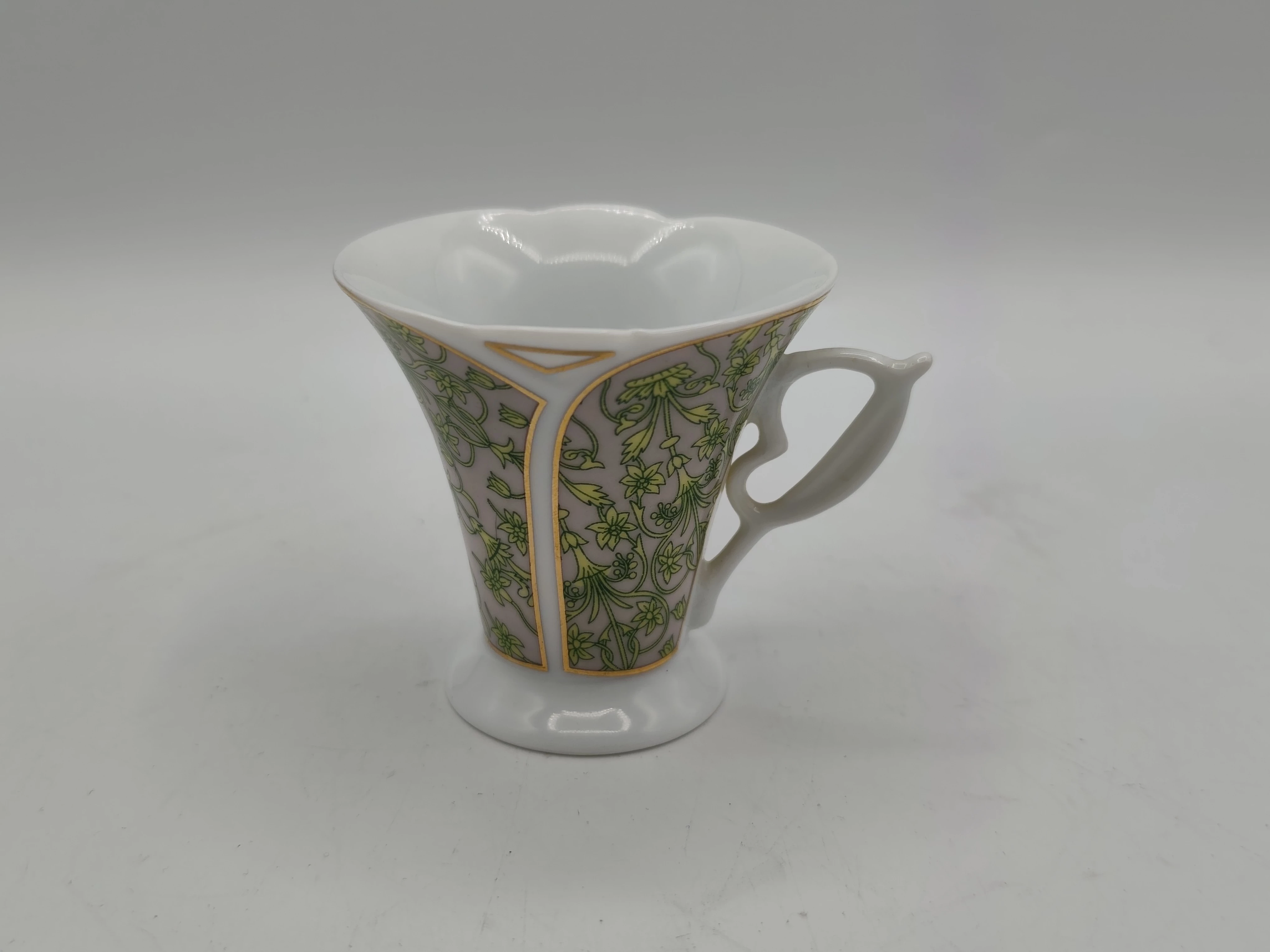 filizanka-royal-zielona-osiedle-czecha-96-poznan