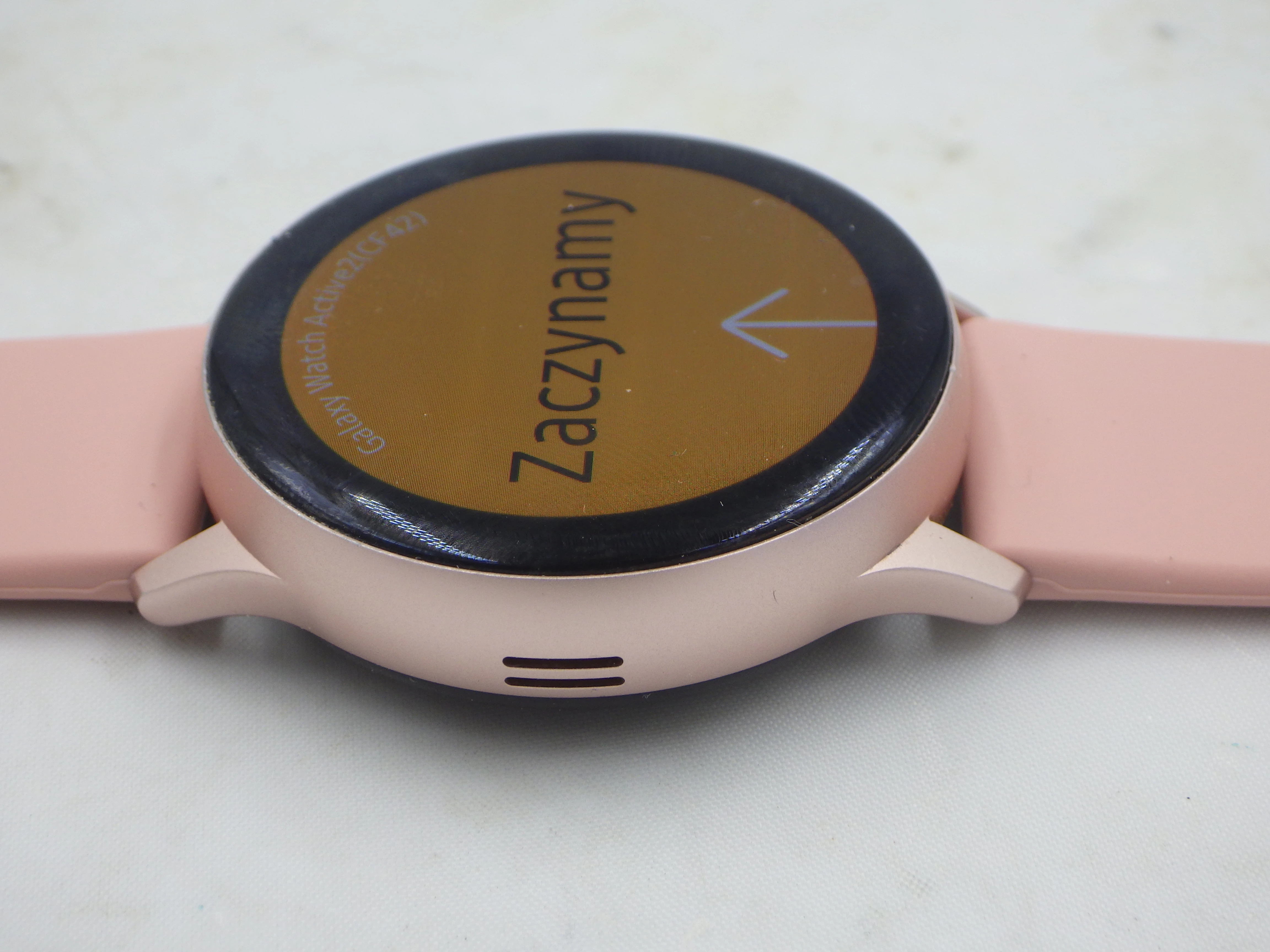 smartwatch-samsung-galaxy-active-2-stan-11323-2