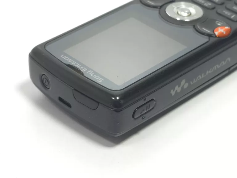 telefon-sony-ericsson-w810i-pudelko-przekatna-ekranu-190