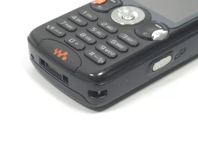 telefon-sony-ericsson-w810i-pudelko-kod-producenta-w810i