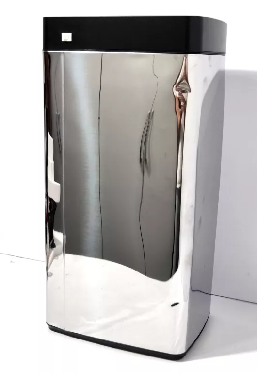 kosz-na-smieci-lamart-lt8044-otwieranie-11645-2