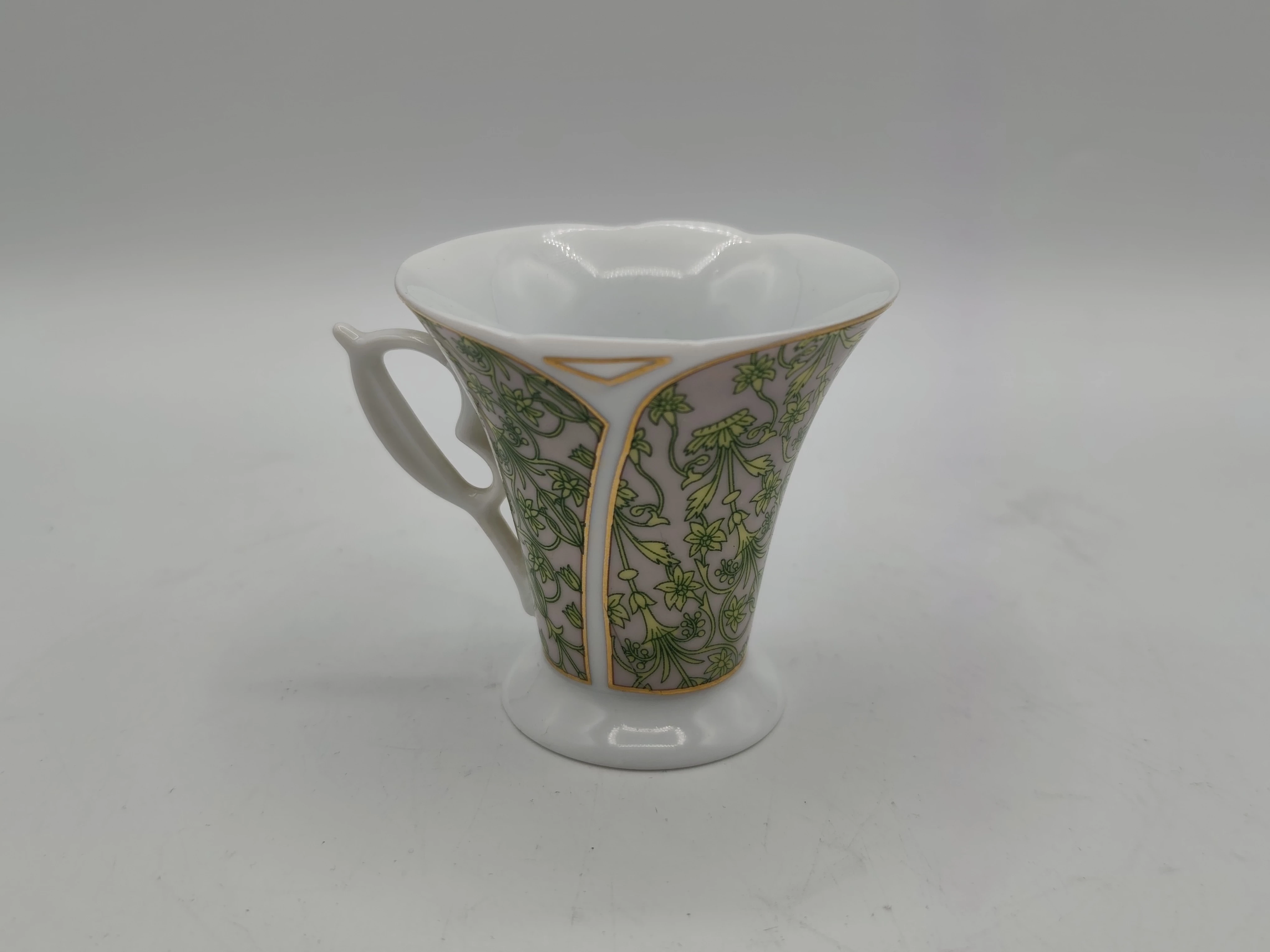 filizanka-royal-zielona-osiedle-czecha-96-poznan