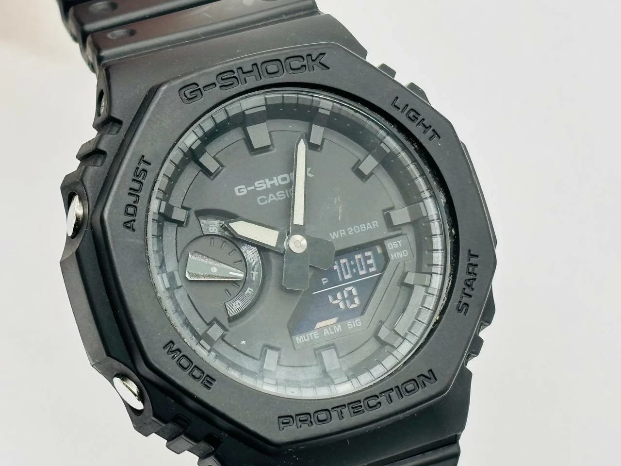 zegarek-casio-g-shock-ga-2100-stan-11323-2