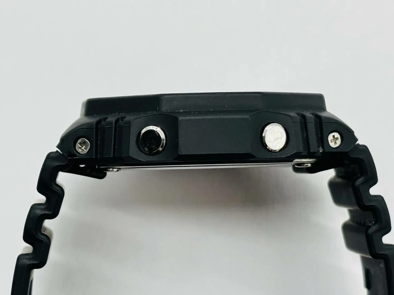 zegarek-casio-g-shock-ga-2100-material-paska-129219-10