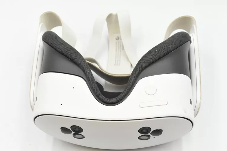 konsola-meta-quest-3s-128gb-gogle-okulary-vr-2-kontrolery-zawiera-baterie-250685-2006716