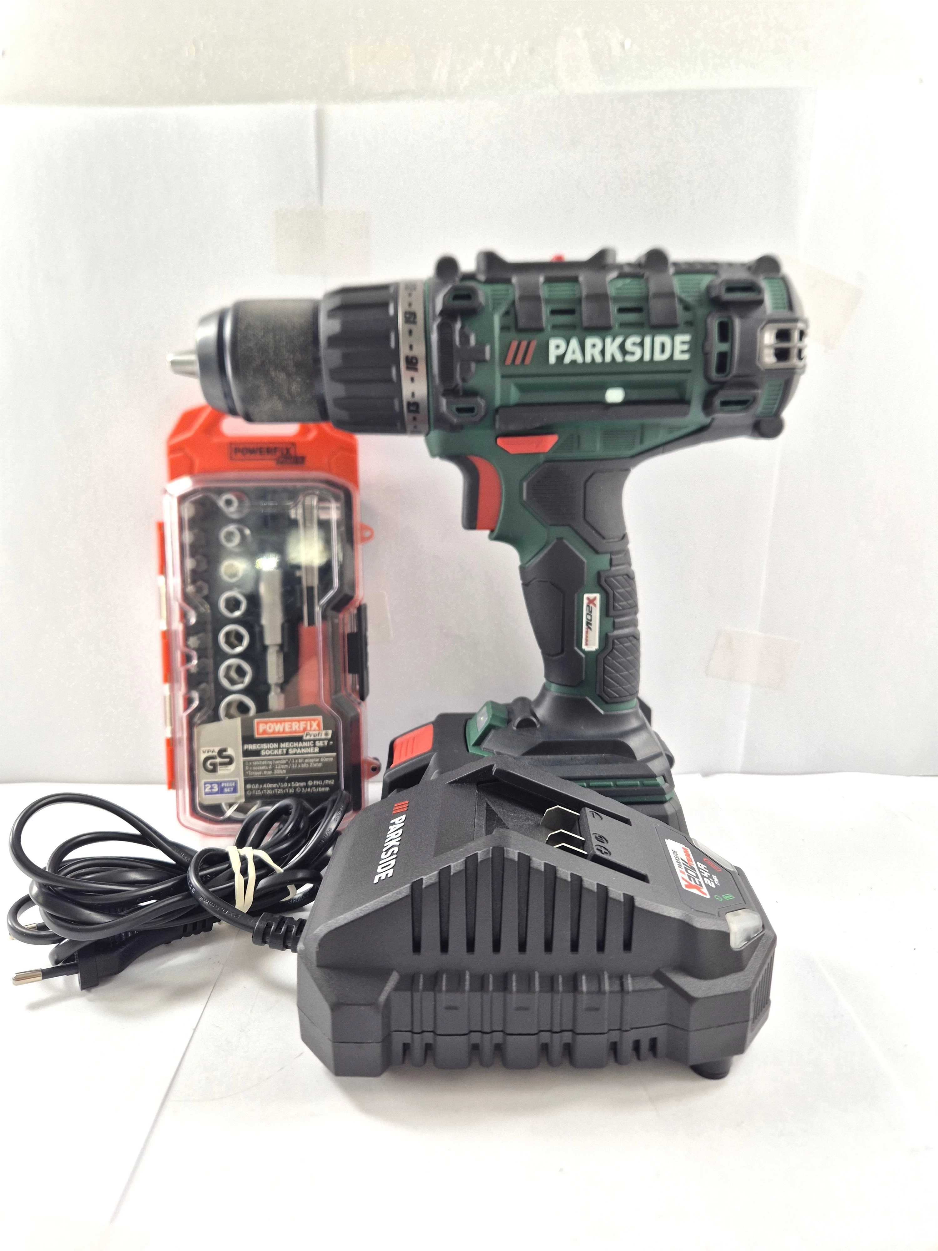 walizka-parkside-pabs-20-li-h9-bity-rogera-slawskiego-19-wiechowicza-poznan-x