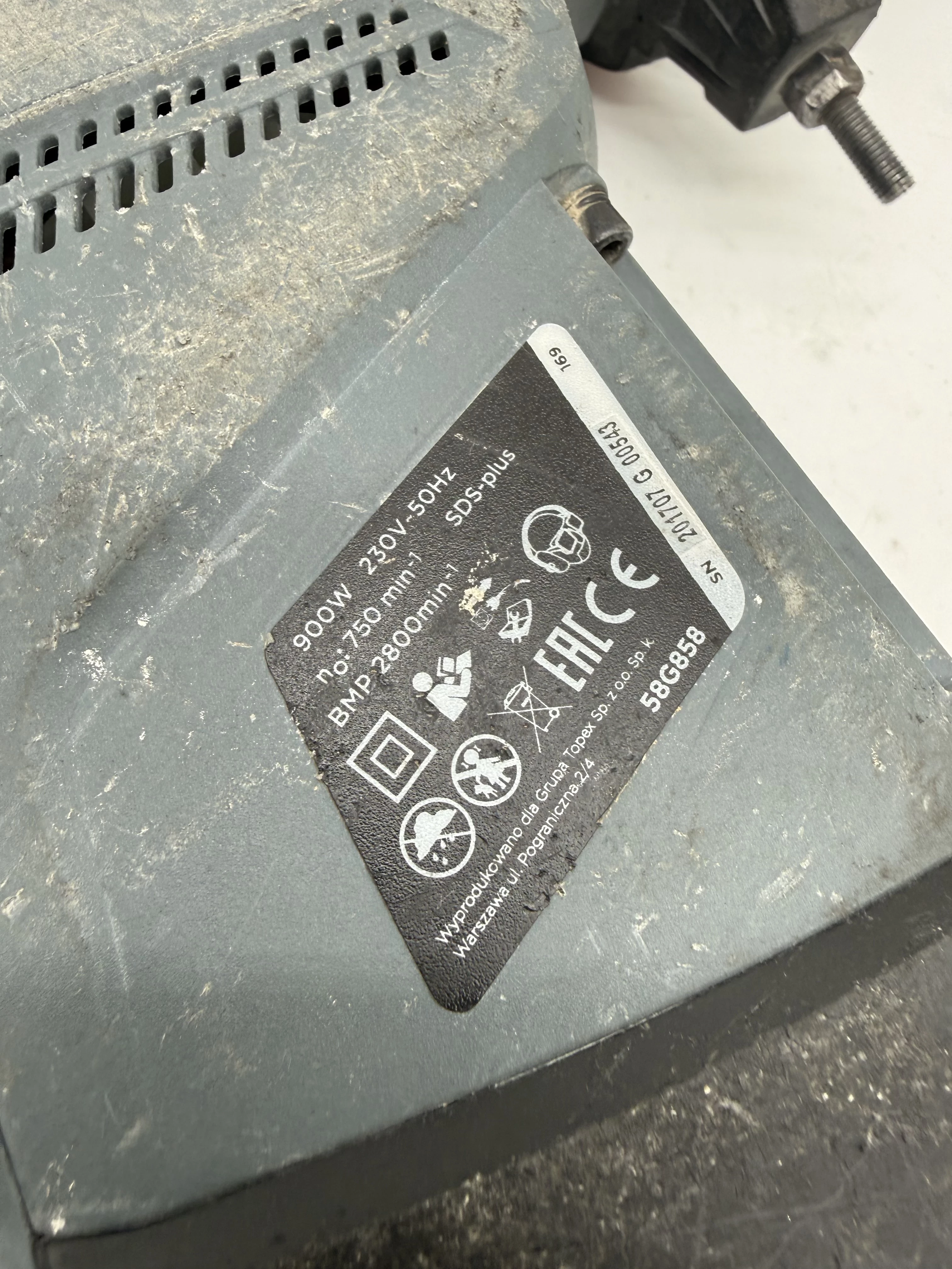 mlot-udarowo-obrotowy-graphite-58g858-sds-plus-900-w-42-j-stan-11323-2