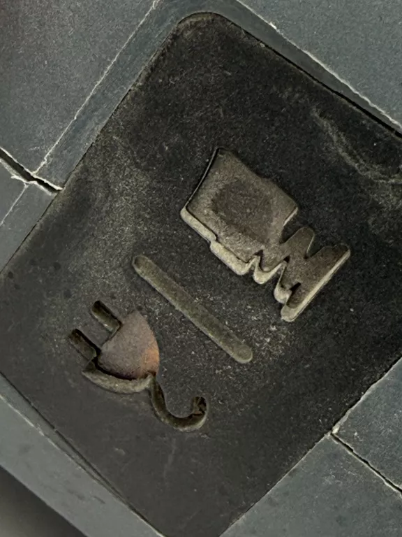 mlot-udarowo-obrotowy-graphite-58g858-sds-plus-900-w-42-j-typ-uchwytu-128474-1