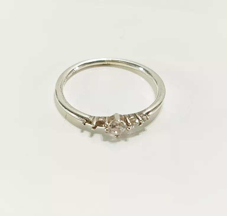 srebrny-pierscionek-r12-p925-cyrkonie-opis-material-15835-4