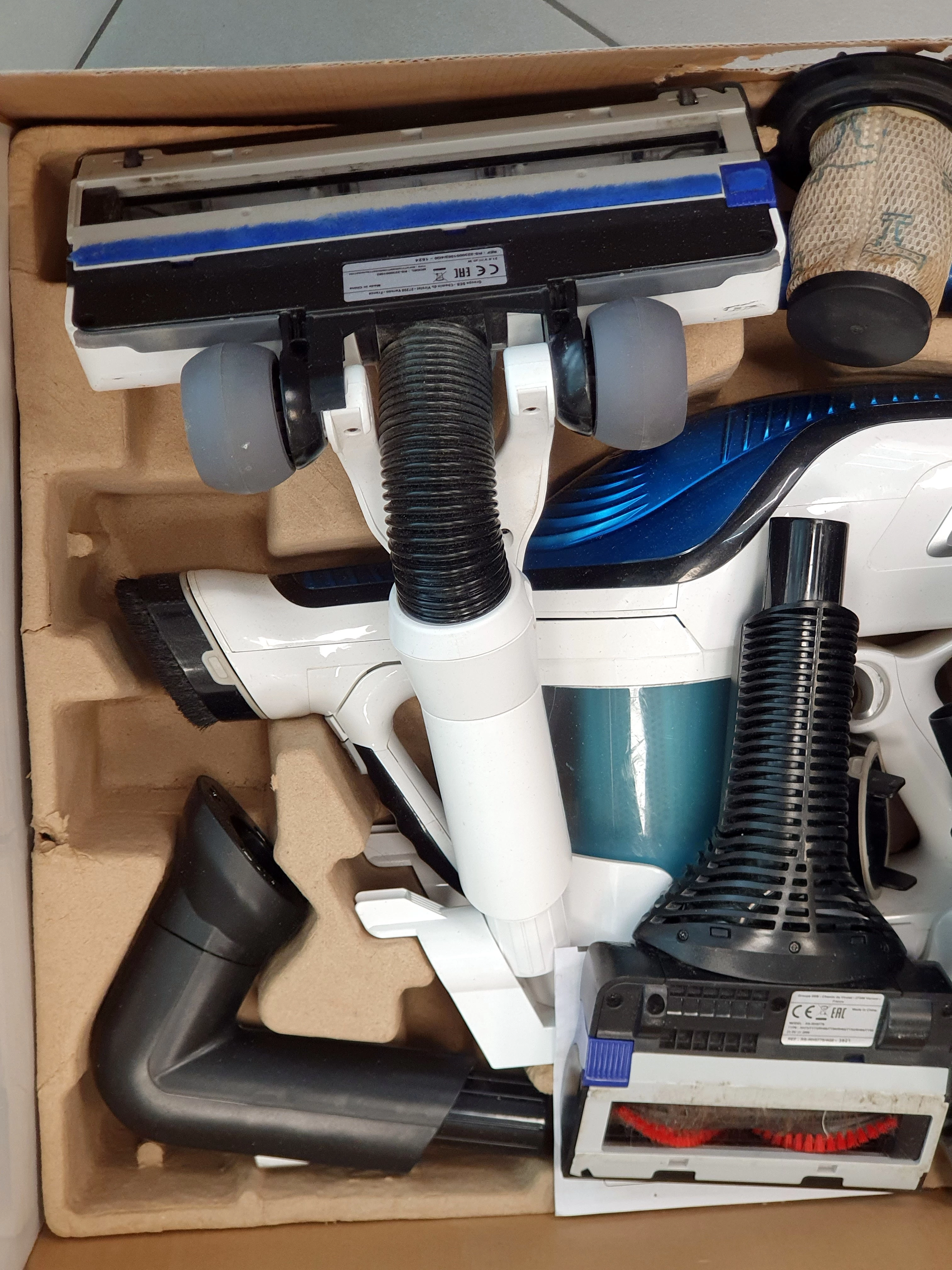 odkurzacz-tefal-air-force-360-aqua-komplet-stan-11323-2