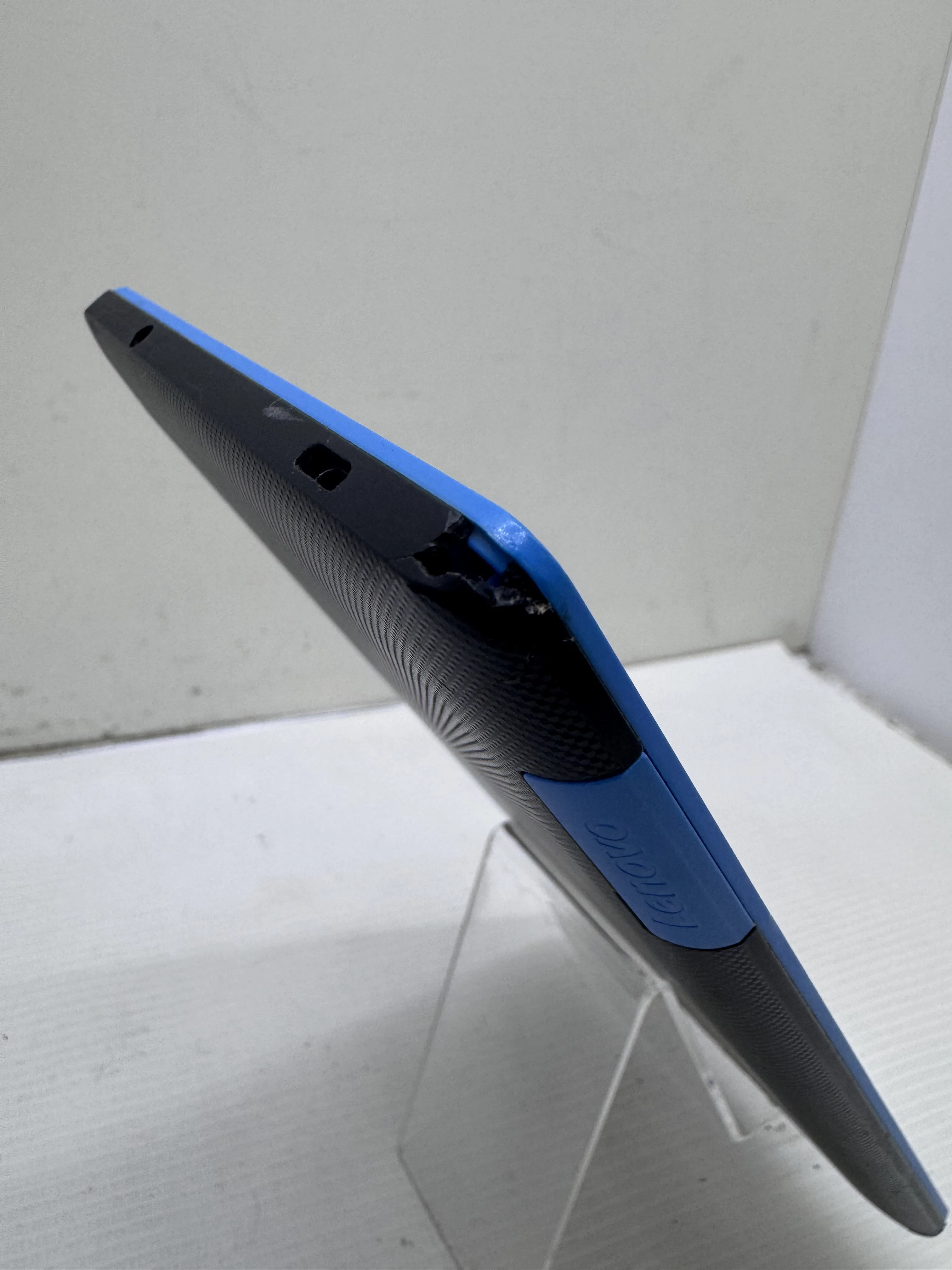 tablet-lenovo-a7-10-18gb-stan-11323-2