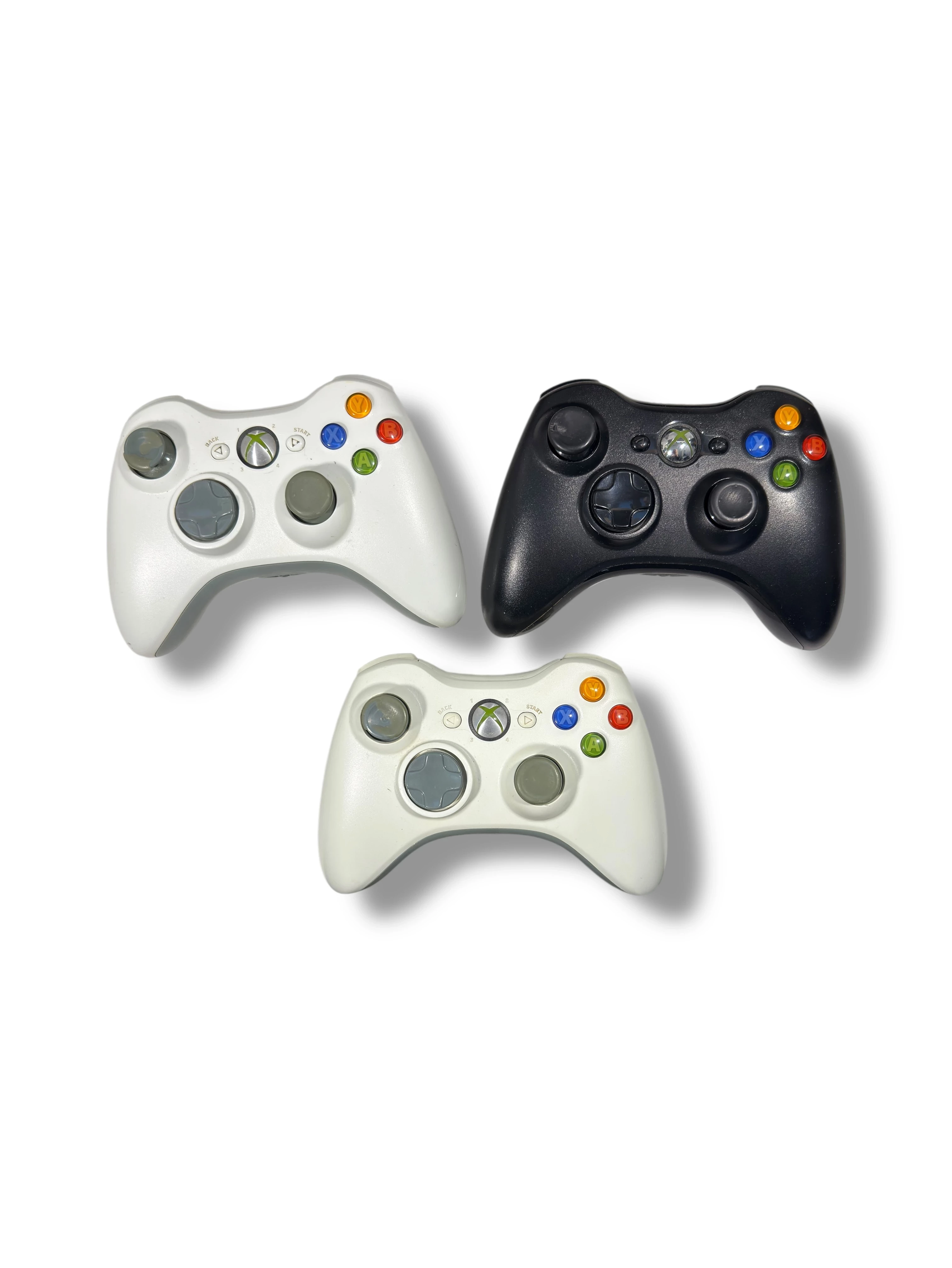 konsola-xbox-360-e-4gb-3-pady-dysk-wbudowana-pamiec-5179-1737803