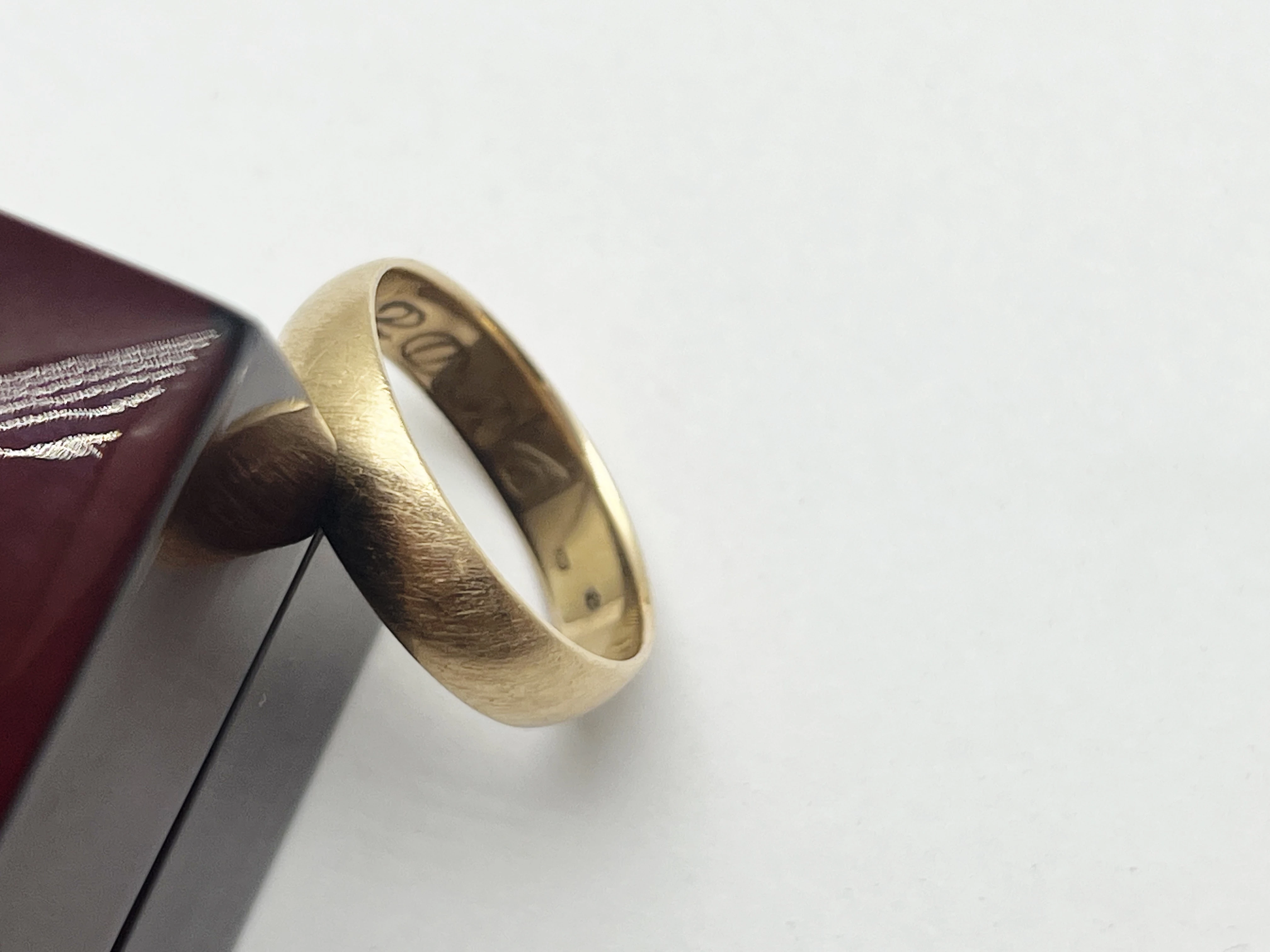 zlota-obraczka-585-klasyczna-grawer-stan-11323-2