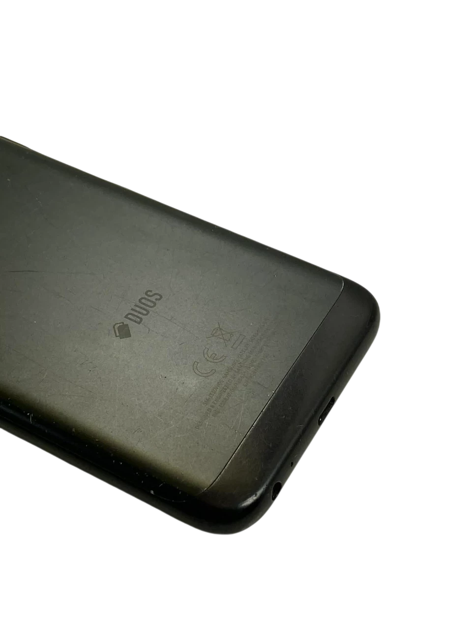 smartfon-samsung-galaxy-j3-2016-15-gb-8-gb-4g-lte-czarny-ean-gtin-8806088272351