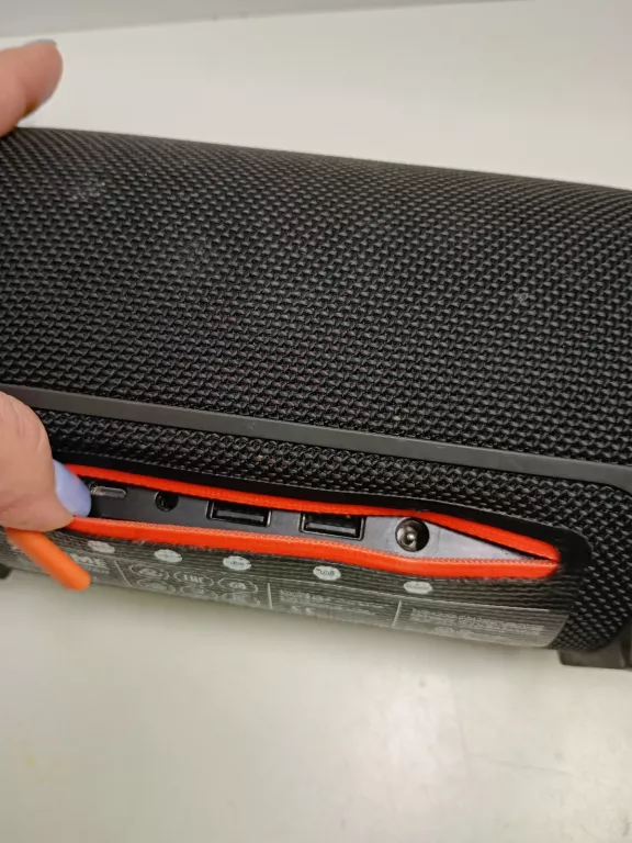 glosnik-przenosny-jbl-xtreme-kod-producenta-xtreme-czerwony