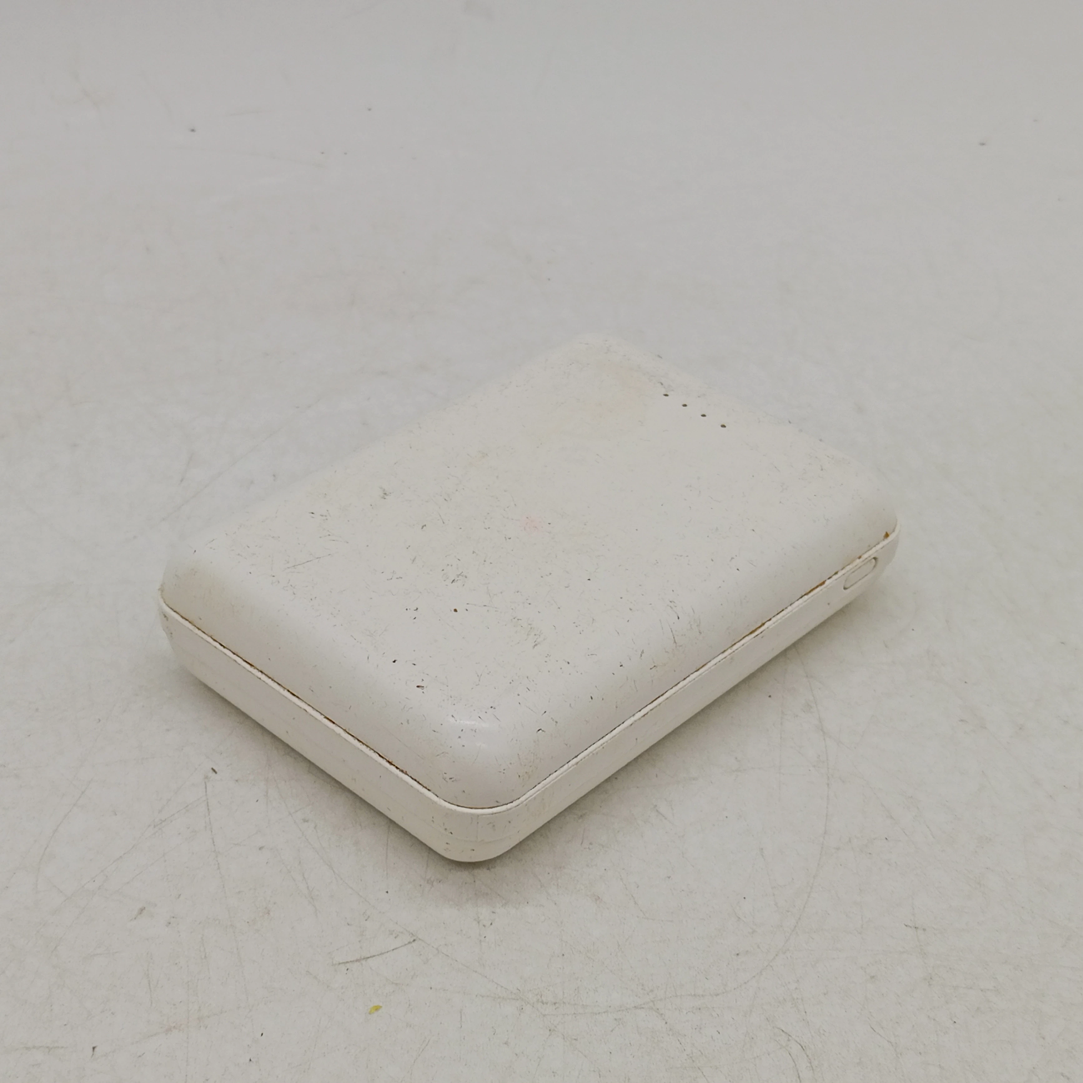 powerbank-4300mah-pepco-stan-11323-2