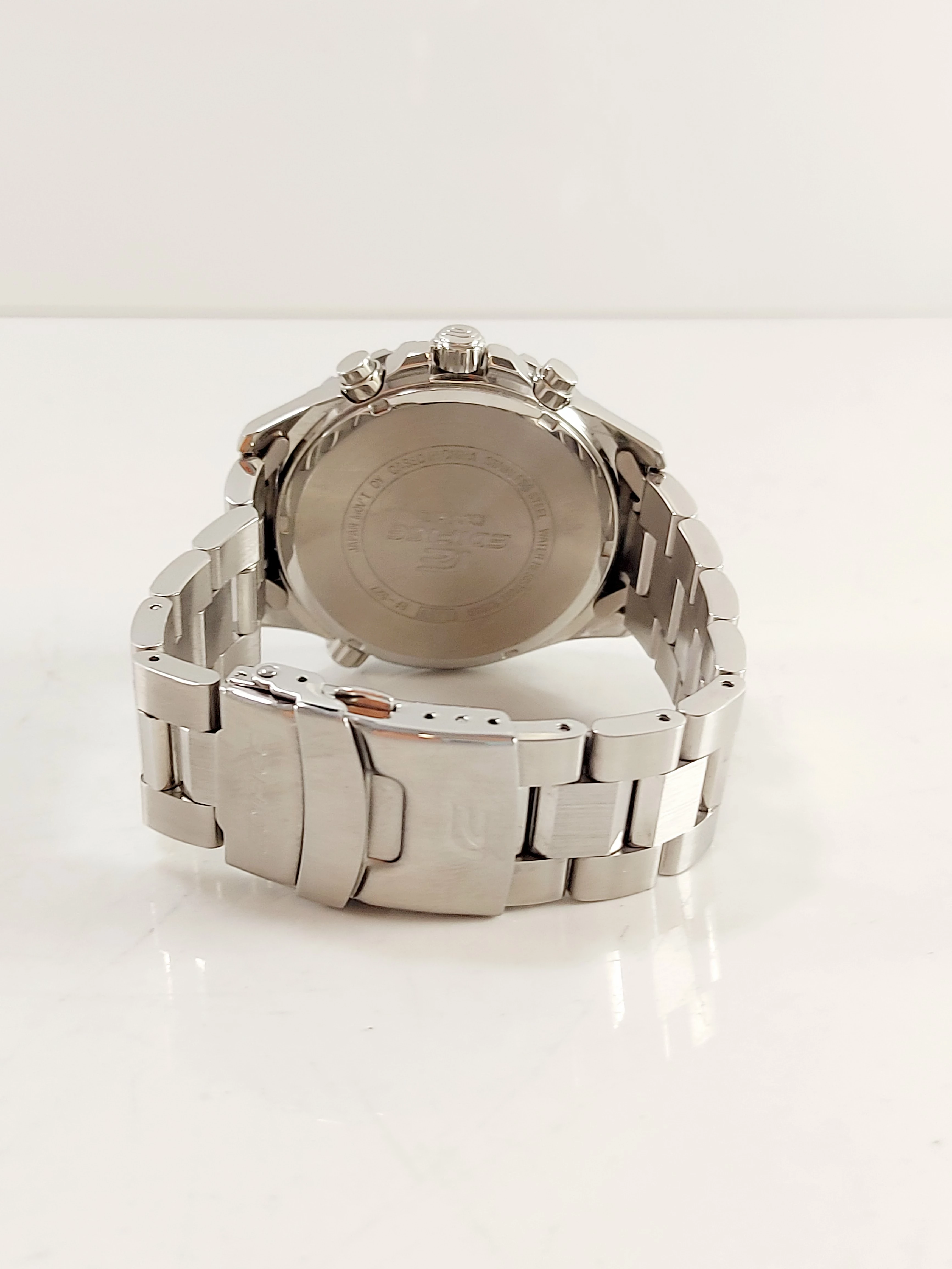 zegarek-casio-ef-527d-wodoszczelnosc-129221-2