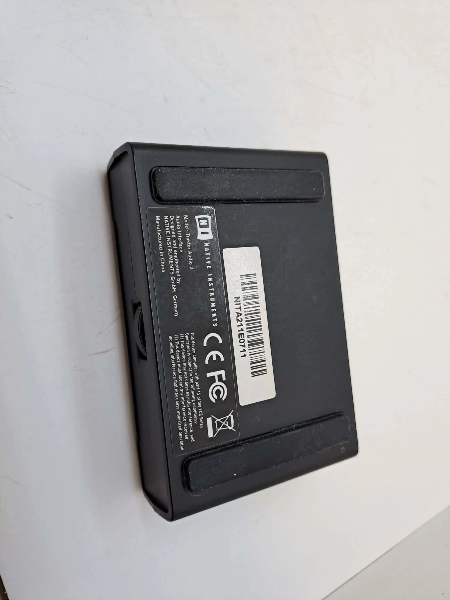 kontroler-native-instruments-traktor-kontrol-s3-stan-11323-2