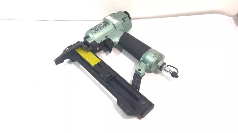 zszywacz-hitachi-3804ab2-maksymalna-dlugosc-gwozdzizszywek-50