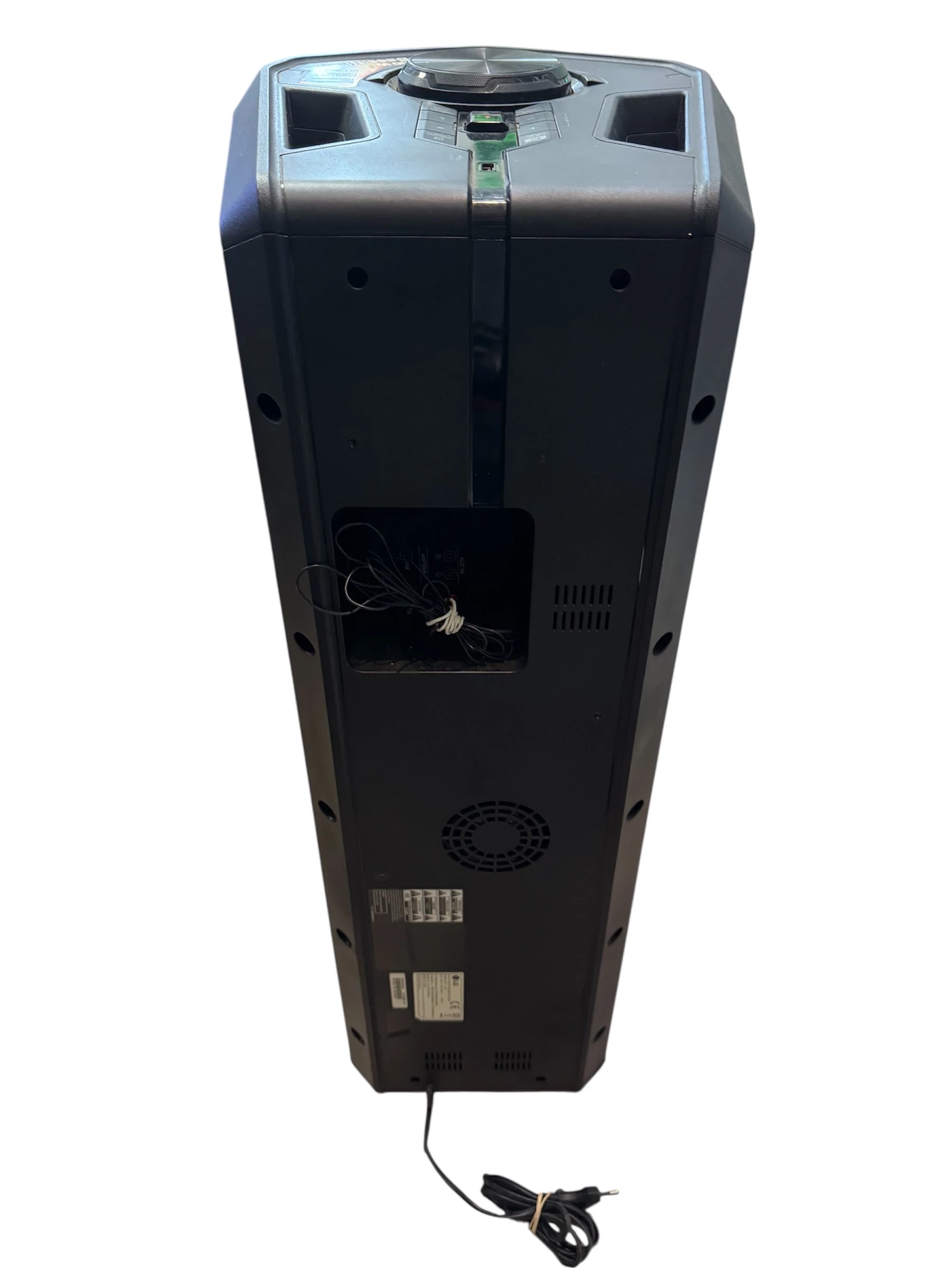 glosnik-przenosny-lg-fh6-600w-bluetooth-stan-11323-2