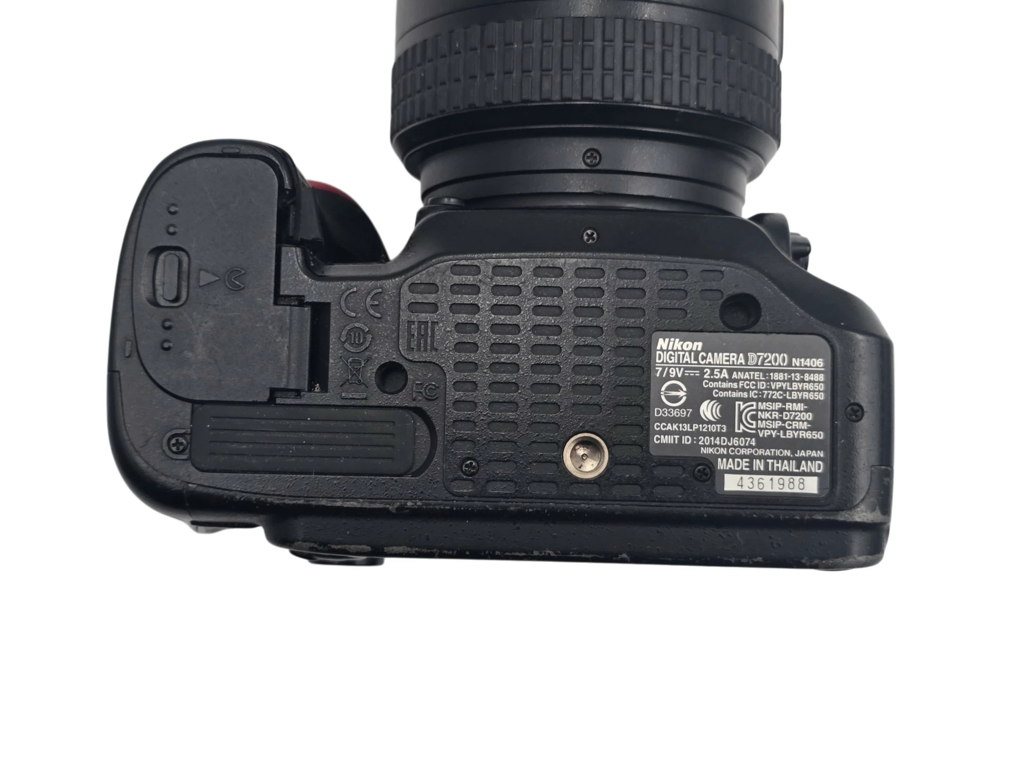 aparat-lustrzanka-nikon-d7200-obiektyw-17-55mm-128-g-ed-przebieg-170k-przekatna-ekranu-320