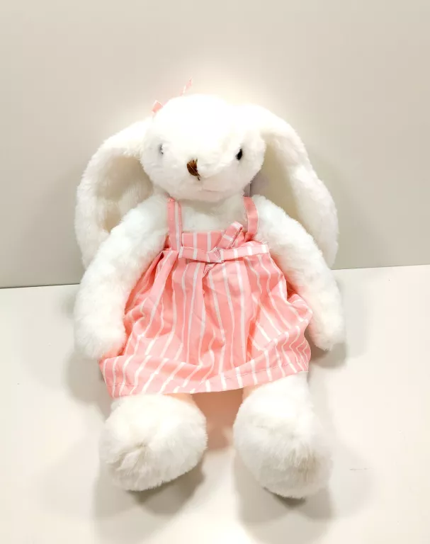 maskotka-pluszak-krolik-aleje-karola-marcinkowskiego-15-poznan