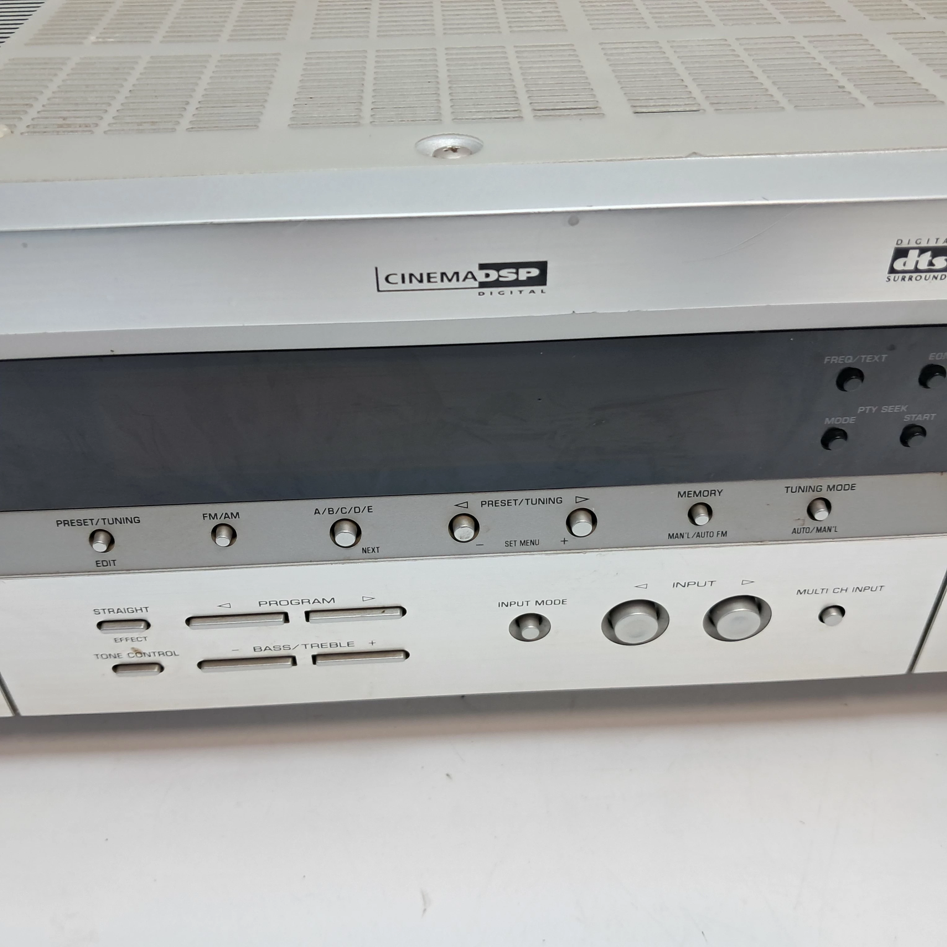 wzmacniacz-yamaha-htr-5930-stan-11323-2