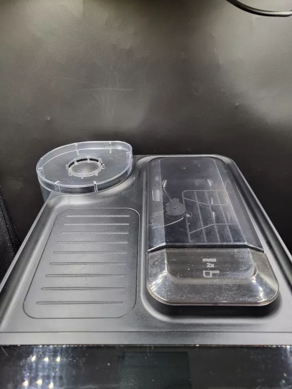 ekspres-siemens-eq500-tp503r09-1500w-super-stan-6-roznych-kaw-kolor-dominujacy-129357-3