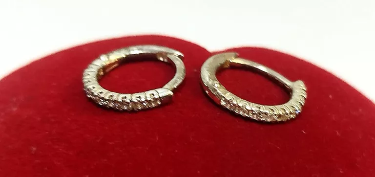 srebrne-kolczyki-kolka-z-bialymi-cyrkoniami-thomas-sabo-waga-110-g-marka-248811-1983194