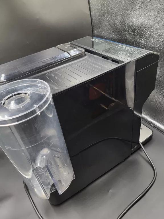 ekspres-siemens-eq500-tp503r09-1500w-super-stan-6-roznych-kaw-pojemnosc-zbiornika-na-wode-17-l