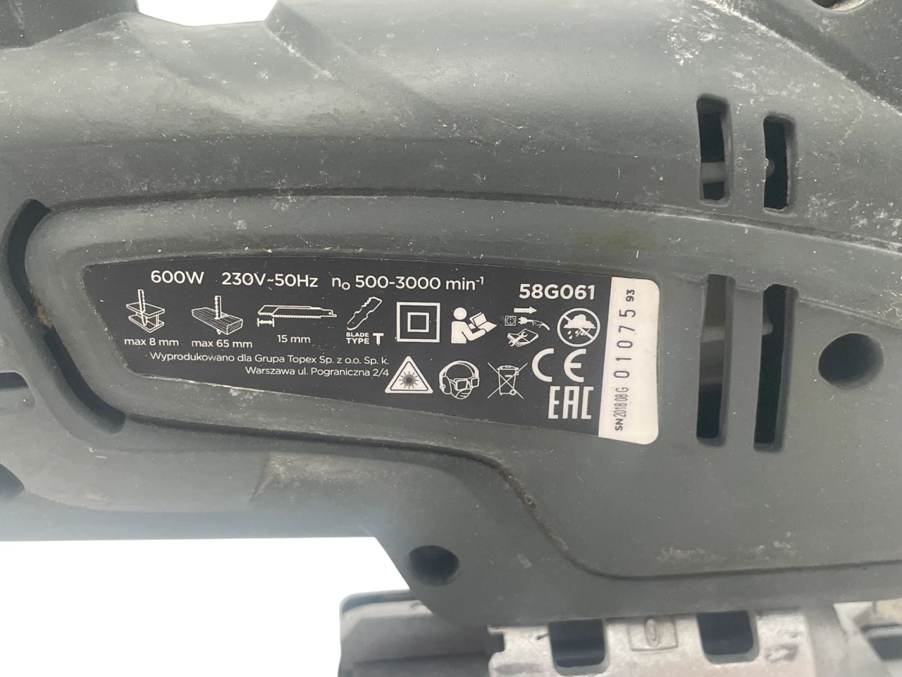 wyrzynarka-elektryczna-graphite-58g061-600w-230v-walizka-mocowanie-brzeszczotu-205041-222245