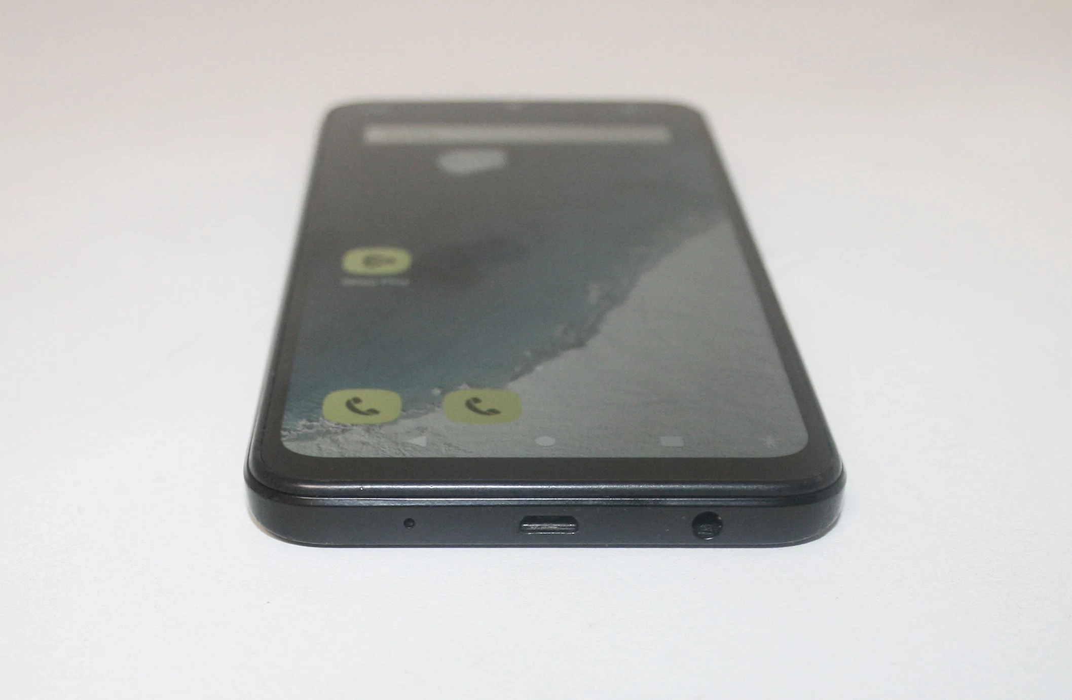 telefon-redmi-a2-364-gb-karta-pamieci-128-gb-przekatna-ekranu-652