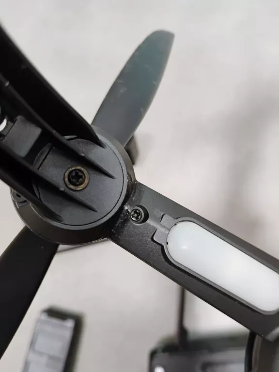 dron-x-bee-drone-95-overmax-marka-248811-1078325