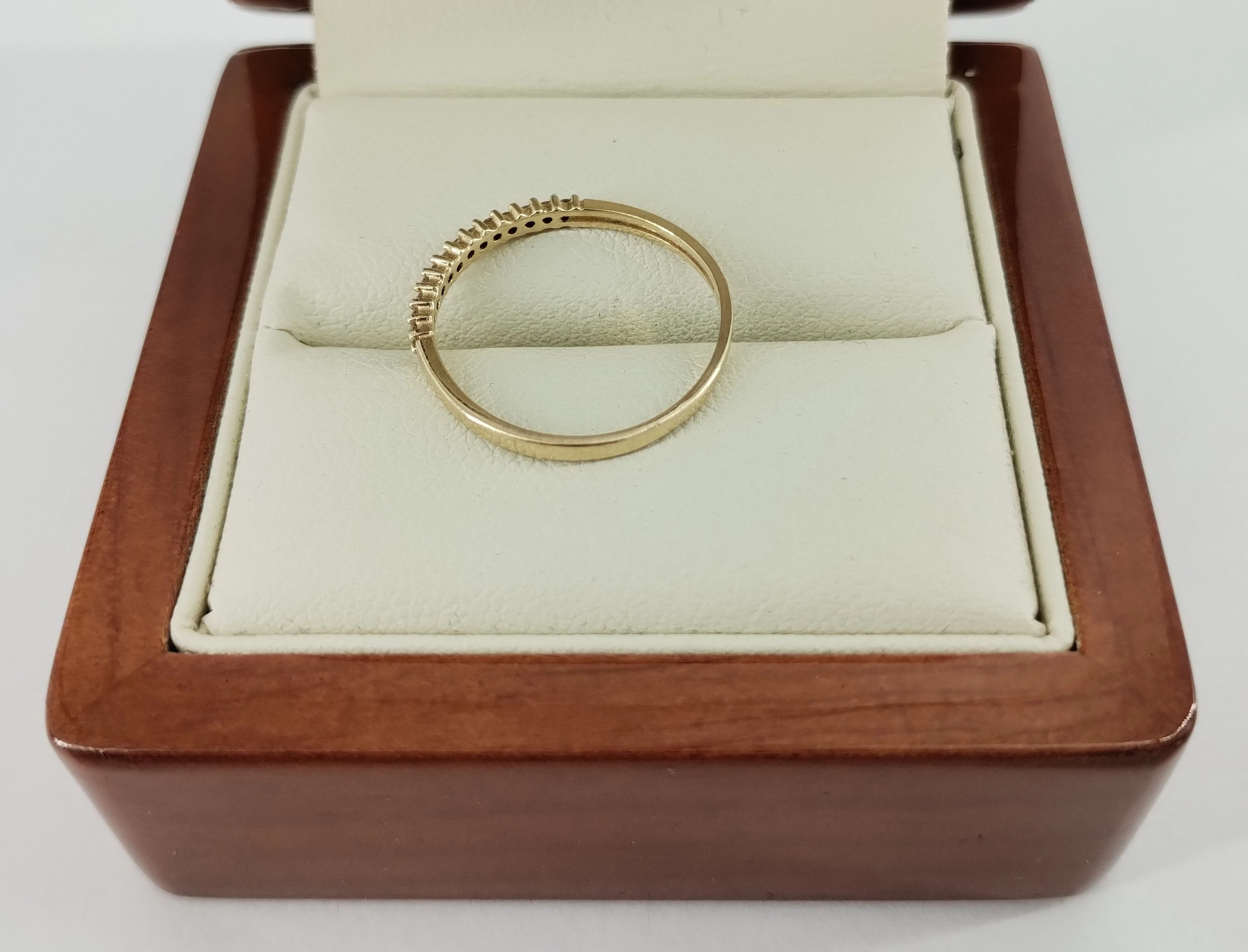 zloty-pierscionek-proby-585-rzomiar-14-material-15835-2