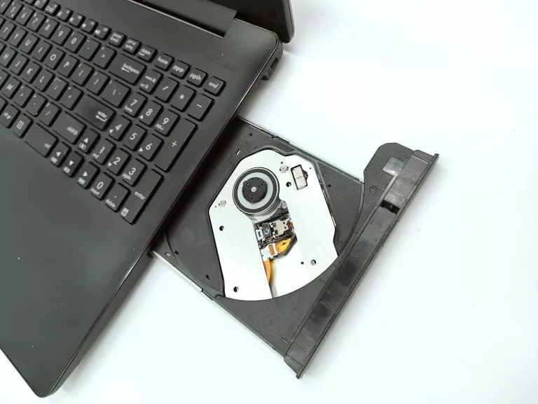 laptop-asus-f553m-intel-celeron-n2830-4512gb-liczba-rdzeni-procesora-4329-2