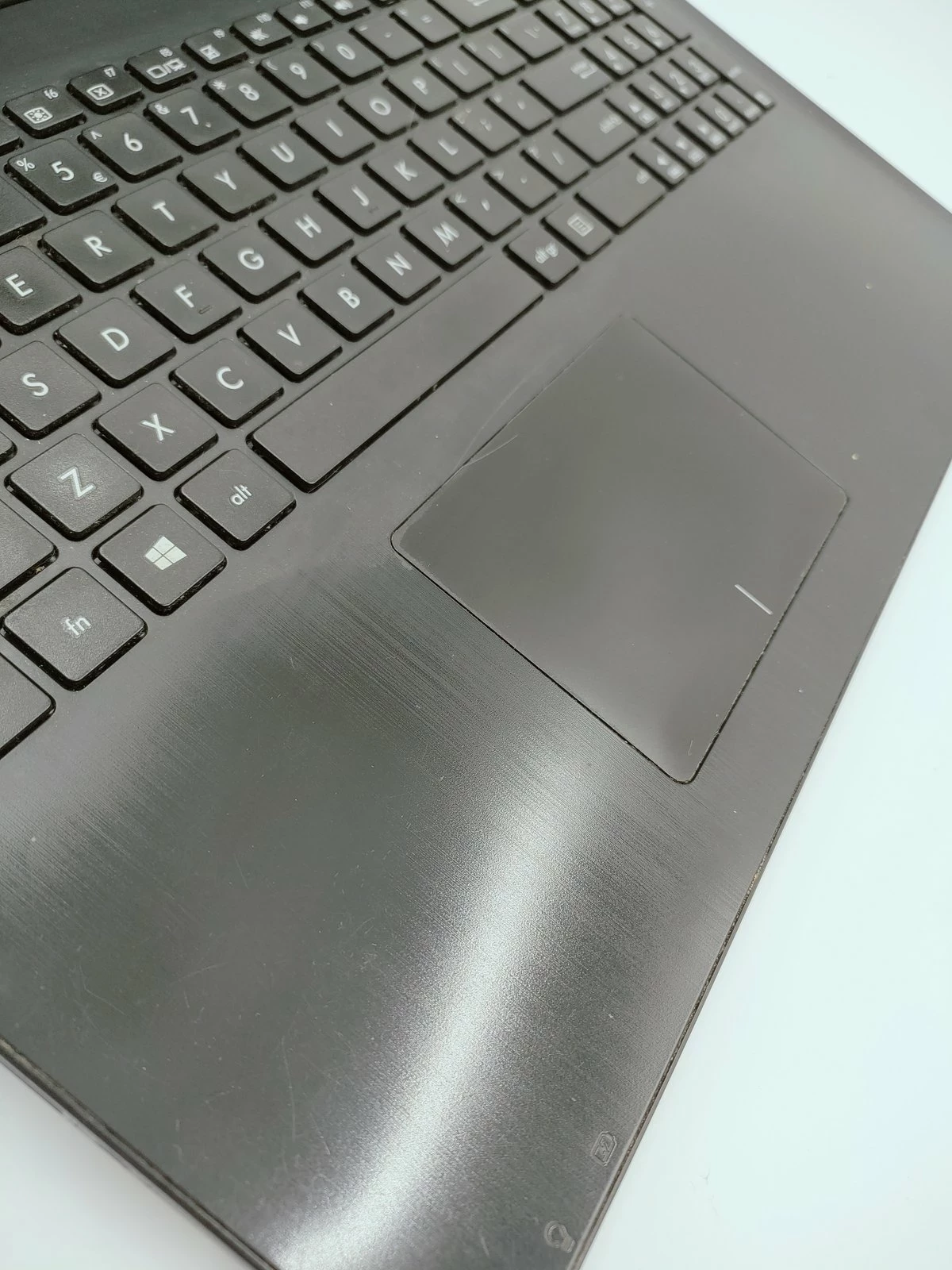 laptop-asus-f553m-intel-celeron-n2830-4512gb-przekatna-ekranu-156