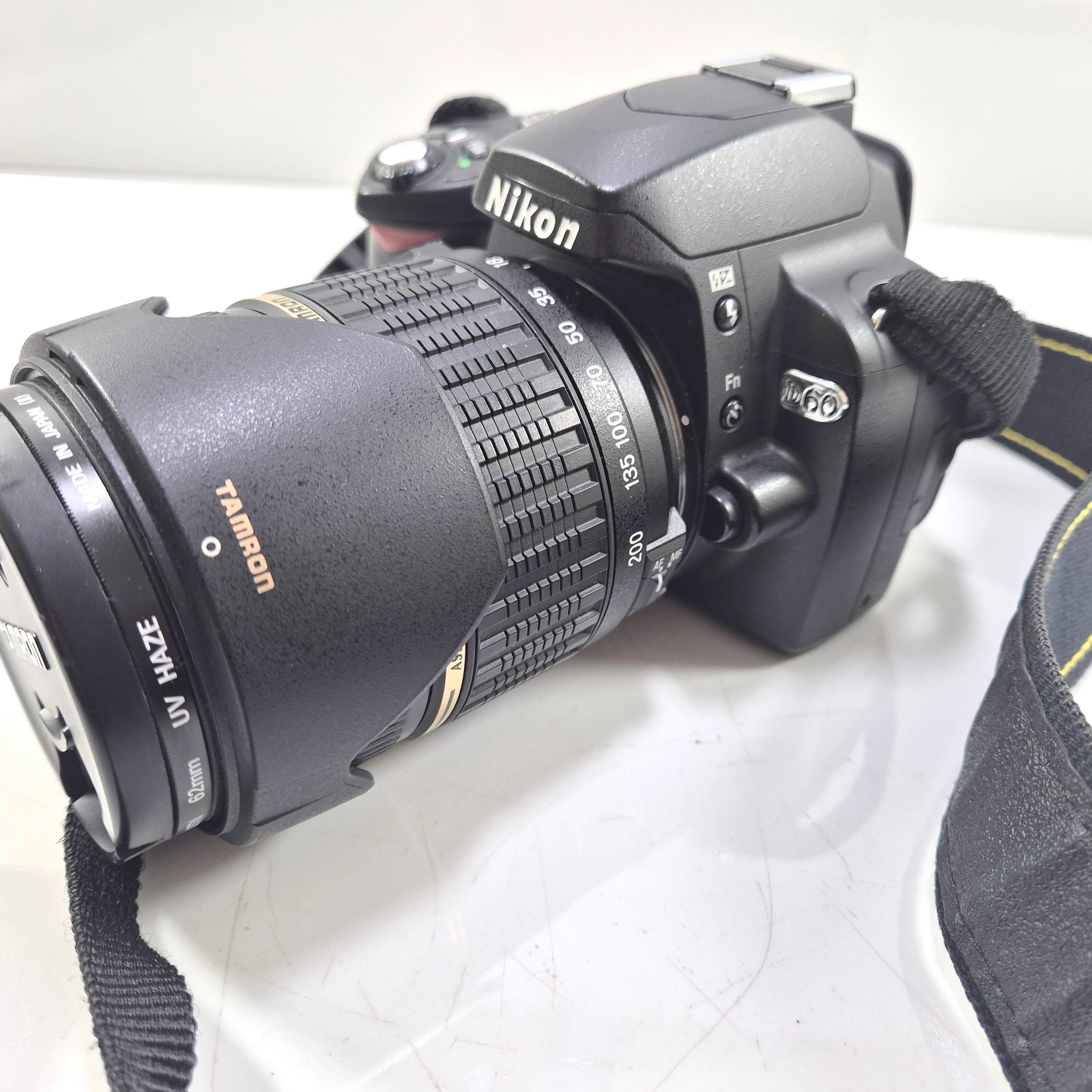 lustrzanka-nikon-d60-obiektyw-nikkor-18-200-kod-producenta-d60