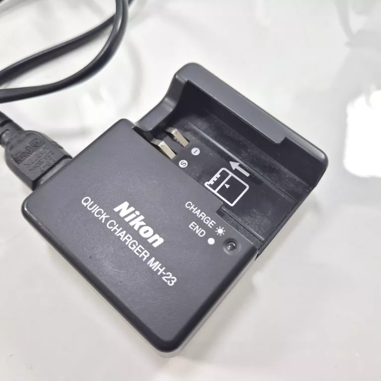 lustrzanka-nikon-d60-obiektyw-nikkor-18-200-ean-gtin-0018208914302