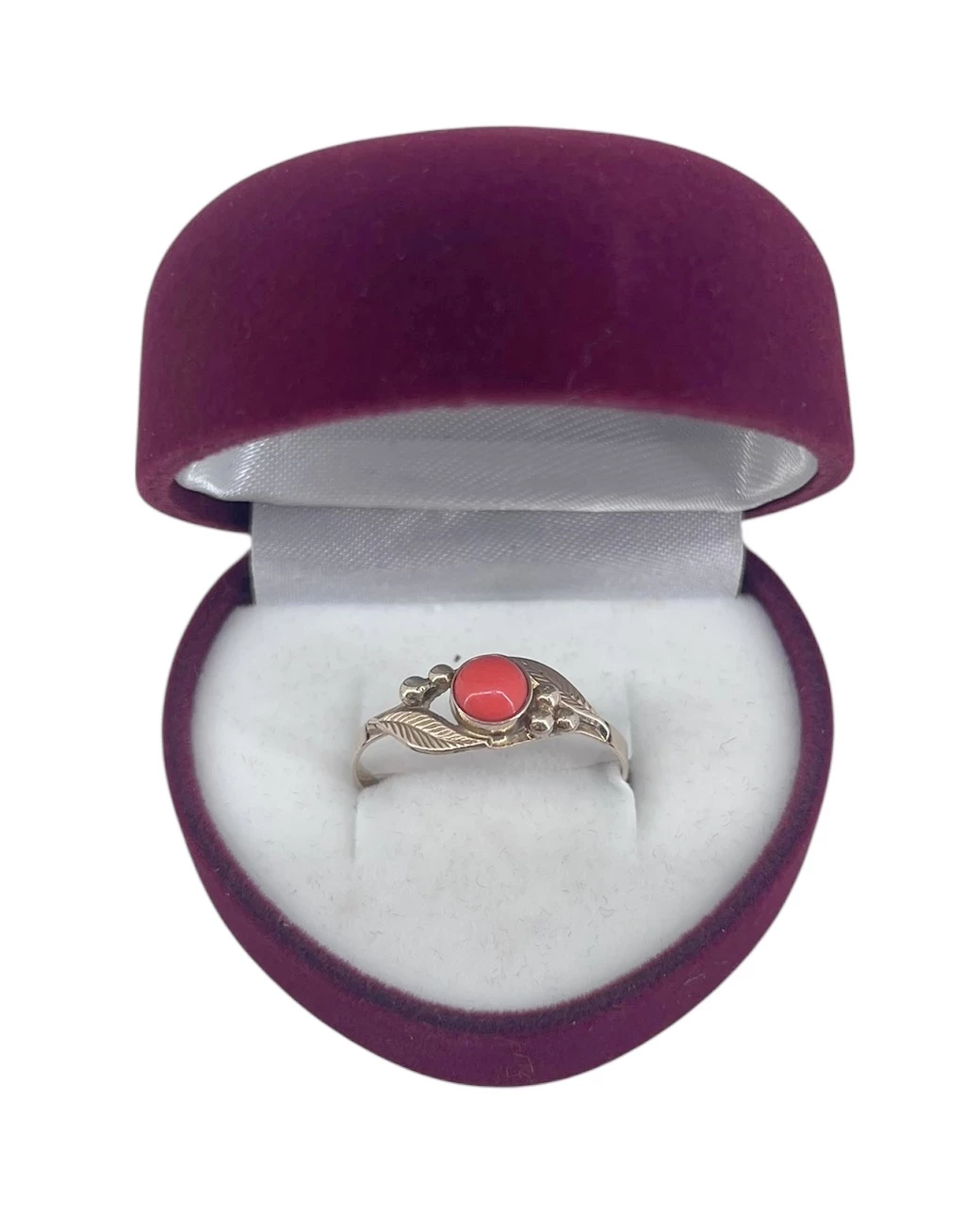 piekny-zloty-pierscionek-z-koralem-585-133g-r18-wp-5e-belchatow-mk