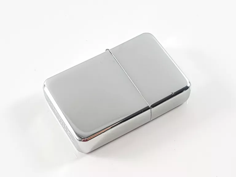 zapalniczka-benzynowa-atomic-waga-produktu-z-opakowaniem-jednostkowym-0055