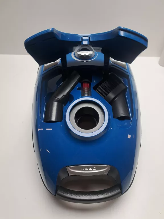 odkurzacz-electrolux-easy-go-kolor-dominujacy-129357-5