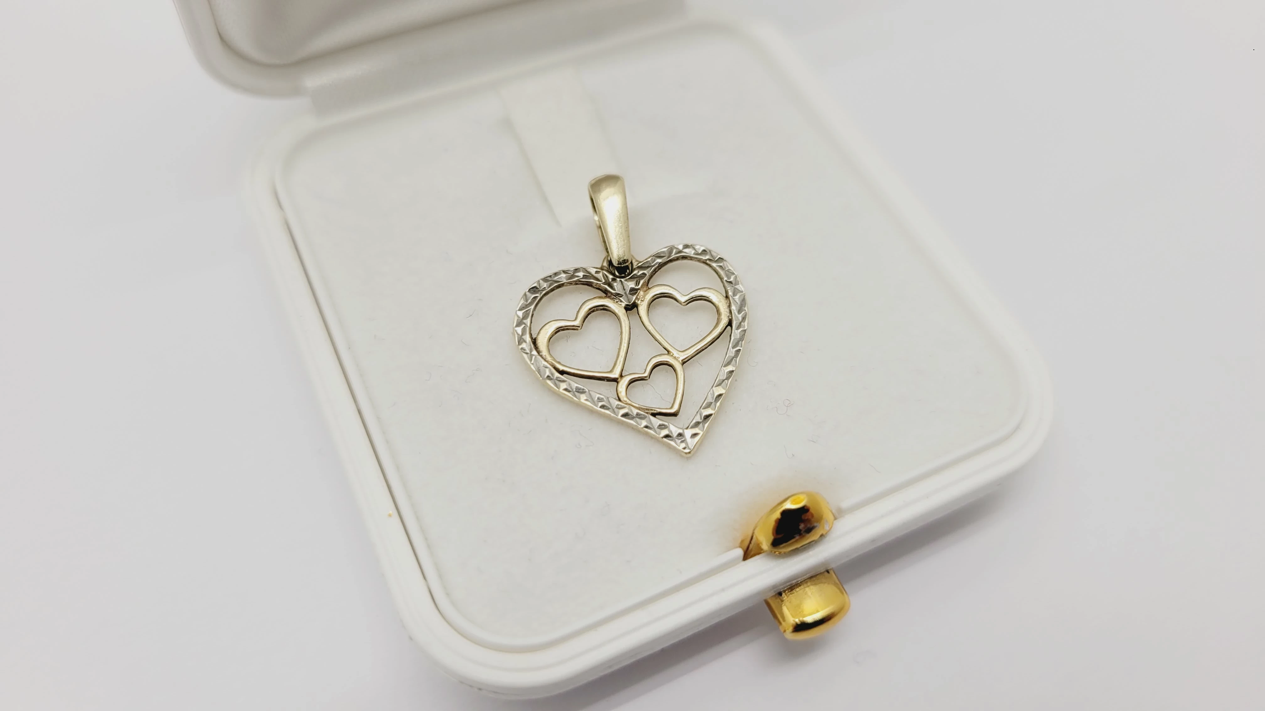 piekna-zlota-zawieszka-serce-140g-585-pilsudskiego-7-tarnowskie-gory