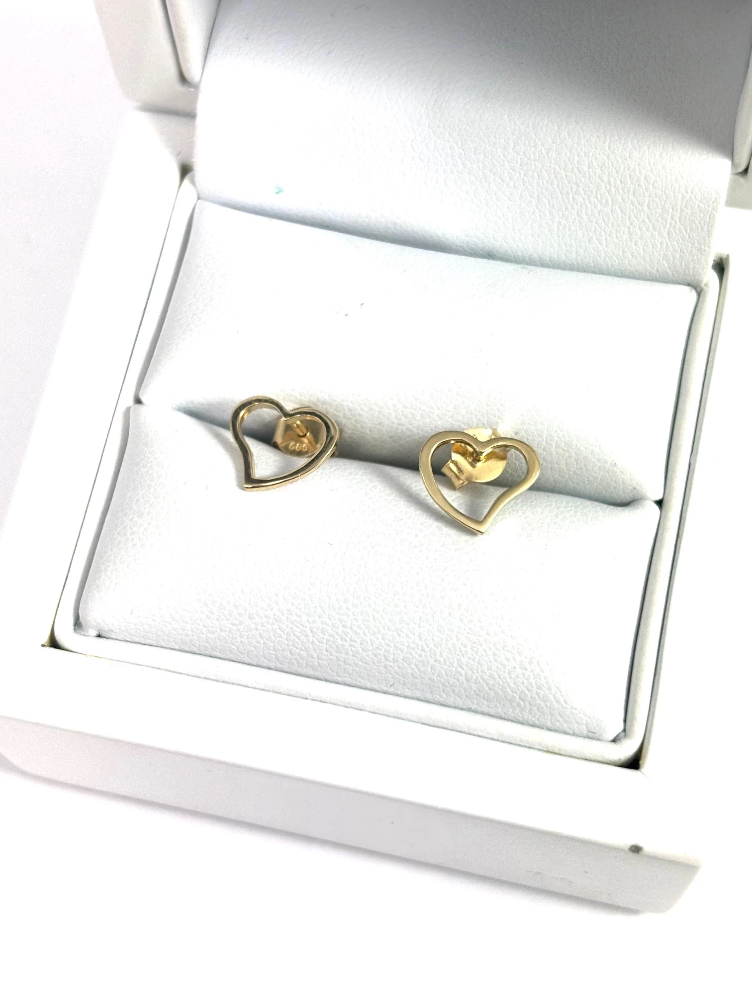 zlote-kolczyki-serca-585-090g-rynek-25-wrzesnia