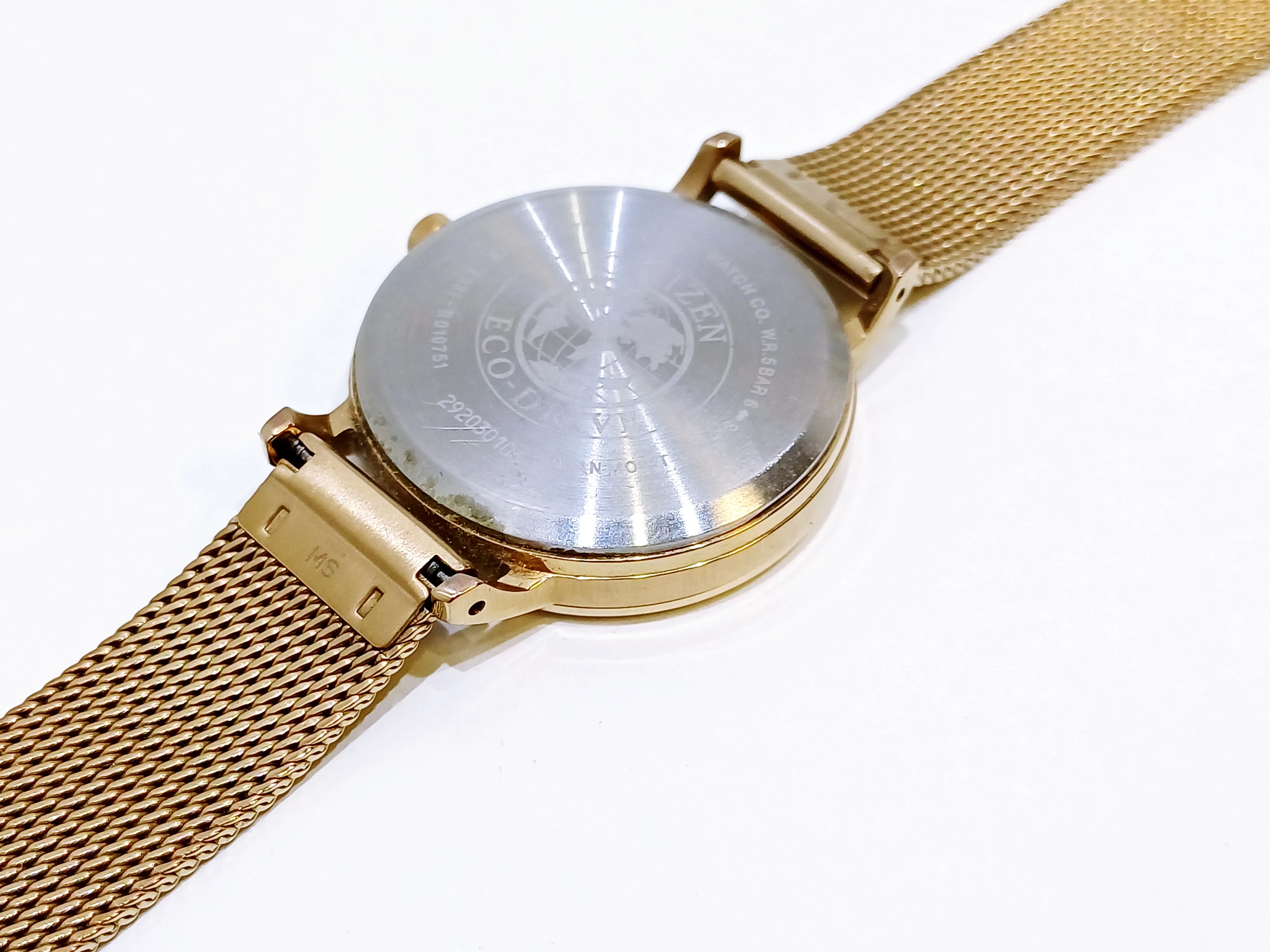 zegarek-damski-citizen-lady-em0576-80a-ksztalt-koperty-129223-2