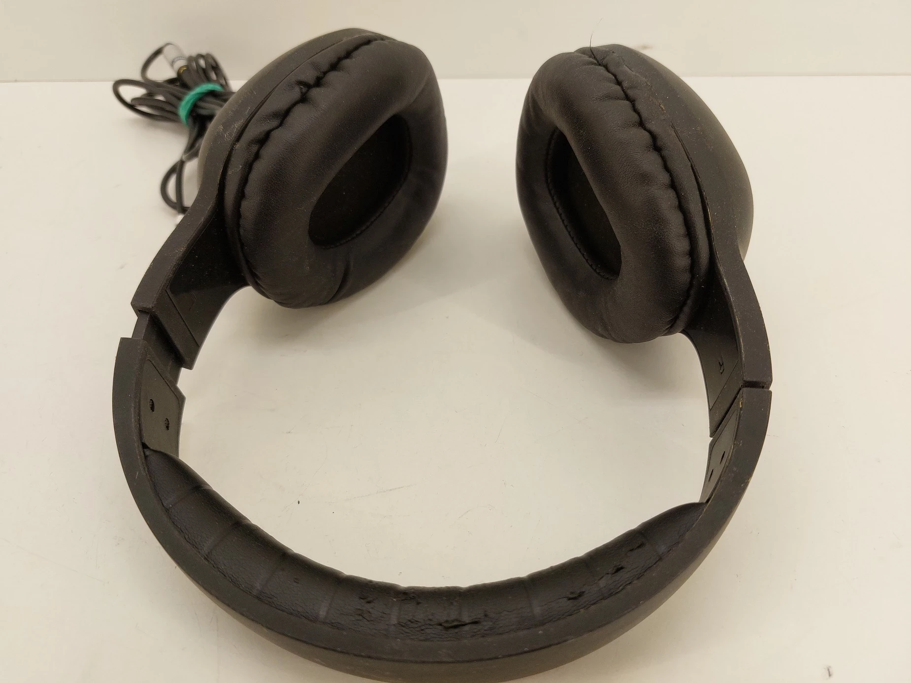 sluchawki-toshiba-z-kablem-stan-11323-2