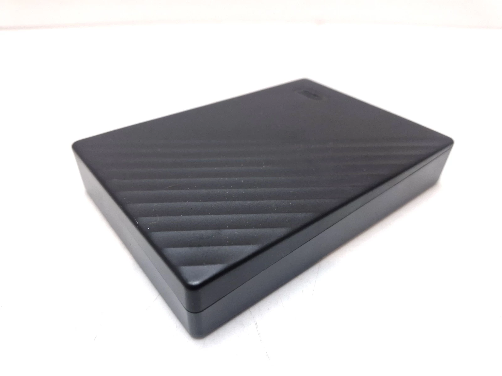 dysk-zewnetrzny-hdd-wd-my-passport-5tb-czarny-wdbpkj0050bbk-wesn-interfejs-17848-4096