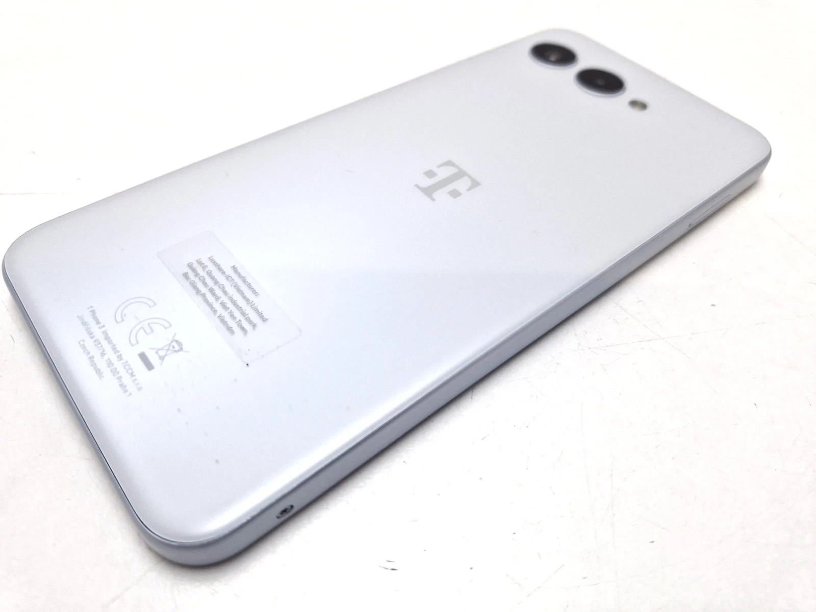 smartfon-t-mobile-t-phone-3-5g-6-gb-128-gb-5g-srebrny-gwar-sluch-nie-rat-wbudowana-pamiec-202869-214189